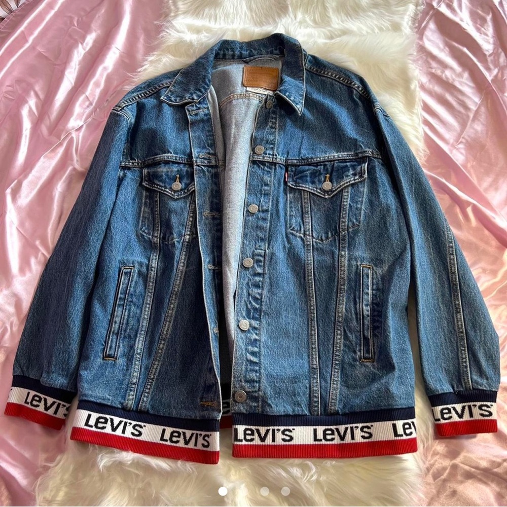 Levi’s Premium blue denim logo jean jacket